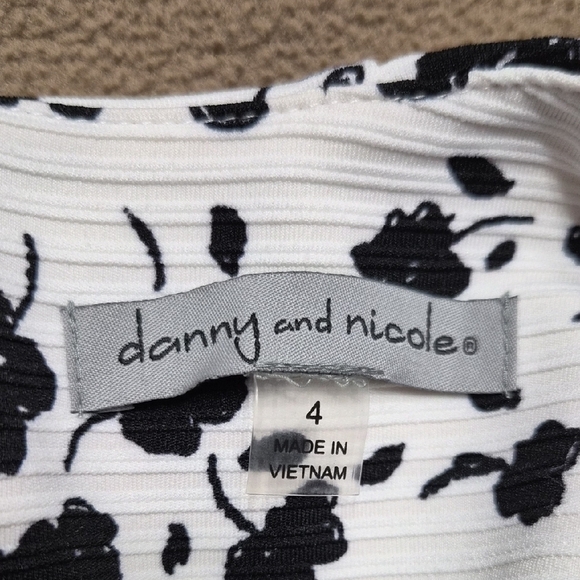 Danny And Nicole Elegant Black and White Floral Midi Dress Size 4 NWOT - Picture 7 of 7